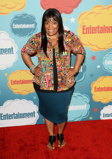 Yvette Nicole Brown feet photo 13