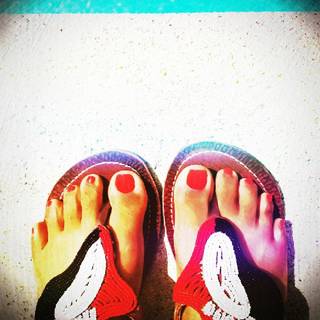Yvette Nicole Brown feet photo 12