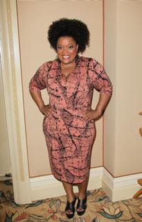 Yvette Nicole Brown feet photo 3