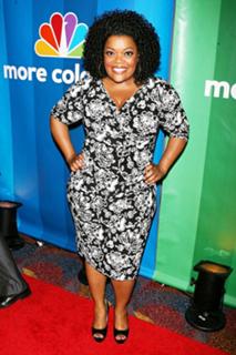 Yvette Nicole Brown feet photo 12