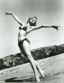 Yvette Vickers feet photo 1