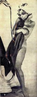 Yvette Vickers feet photo 15