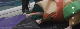 Yvonne 'Yvonnie' Ng feet photo 16