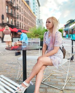 Yvonne 'Yvonnie' Ng feet photo 9