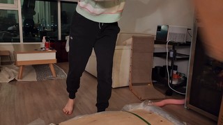 Yvonne 'Yvonnie' Ng feet photo 8