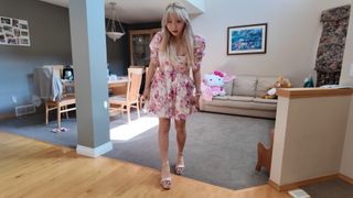 Yvonne 'Yvonnie' Ng feet photo 6