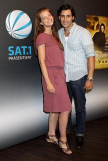 Yvonne Catterfeld feet photo thumbnail