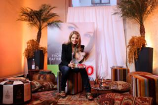 Yvonne Catterfeld feet photo thumbnail