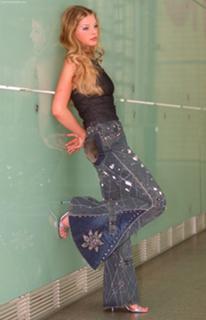 Yvonne Catterfeld feet photo thumbnail