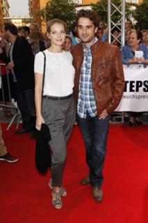 Yvonne Catterfeld feet photo thumbnail