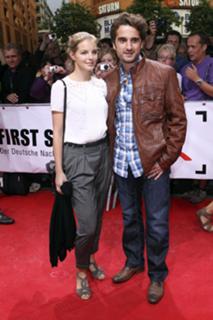 Yvonne Catterfeld feet photo thumbnail