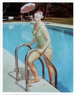 Yvonne Craig feet photo thumbnail