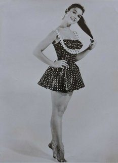 Yvonne Craig feet photo thumbnail