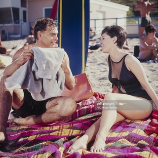 Yvonne Craig feet photo thumbnail