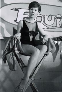 Yvonne Craig feet photo thumbnail