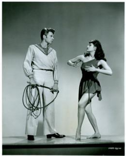 Yvonne De Carlo feet photo thumbnail