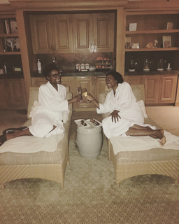 Yvonne Orji feet photo 7