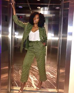 Yvonne Orji feet photo 11