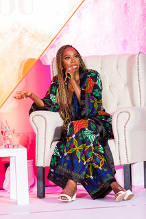 Yvonne Orji feet photo 10