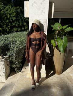 Yvonne Orji feet photo 18