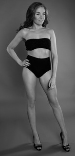 Yvonne Pferrer feet photo 6