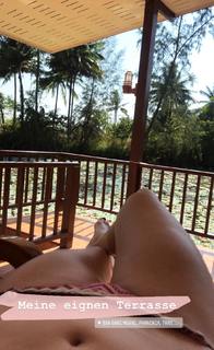 Yvonne Pferrer feet photo 17