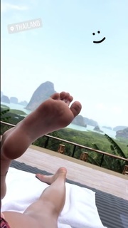 Yvonne Pferrer feet photo 17