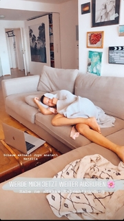 Yvonne Pferrer feet photo 17