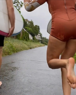 Yvonne Pferrer feet photo 2