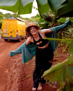 Yvonne Pferrer feet photo 10