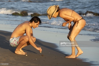 Yvonne Reyes feet photo 16