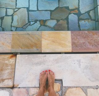 Yvonne Sciò feet photo 17