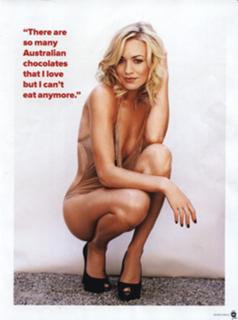 Yvonne Strahovski feet photo thumbnail