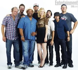 Yvonne Strahovski feet photo thumbnail