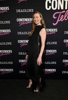 Yvonne Strahovski feet photo thumbnail