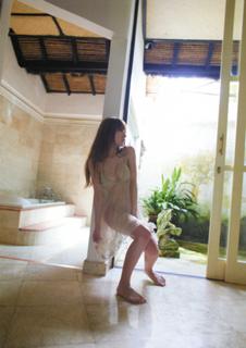 Yôko Kumada feet photo 15