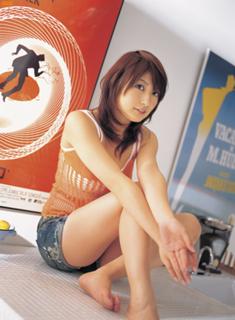 Yôko Kumada feet photo 12
