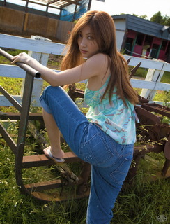 Yôko Kumada feet photo 1