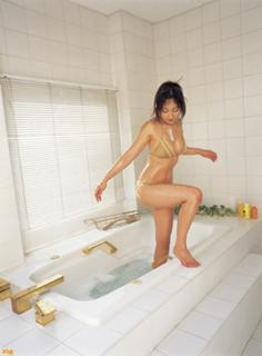 Yôko Kumada feet photo 10