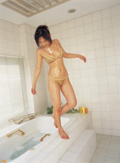 Yôko Kumada feet photo 9