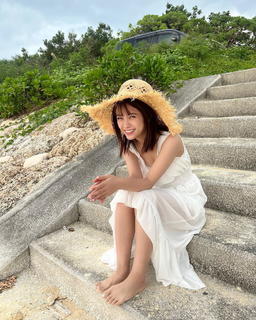 Yûka Murayama feet photo 11