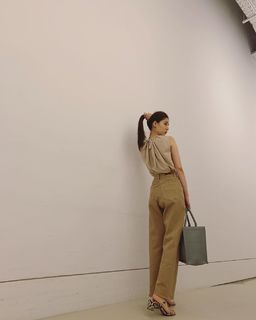 Yûko Araki feet photo 5