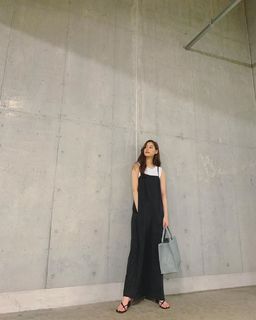 Yûko Araki feet photo 2