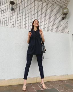 Yûko Araki feet photo 20