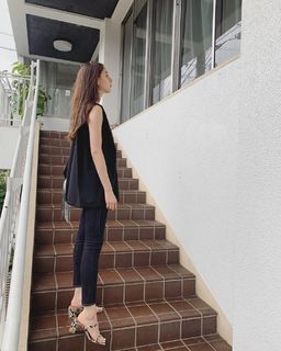 Yûko Araki feet photo 18