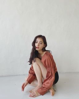 Yûko Araki feet photo 16