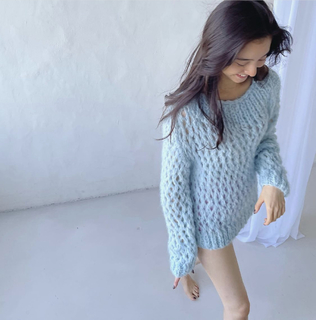 Yûko Araki feet photo 13