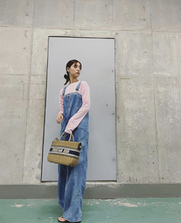 Yûko Araki feet photo 10