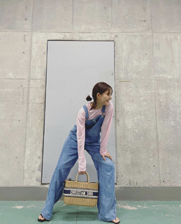 Yûko Araki feet photo 6