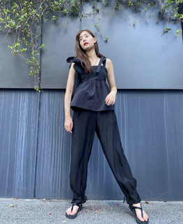 Yûko Araki feet photo 13